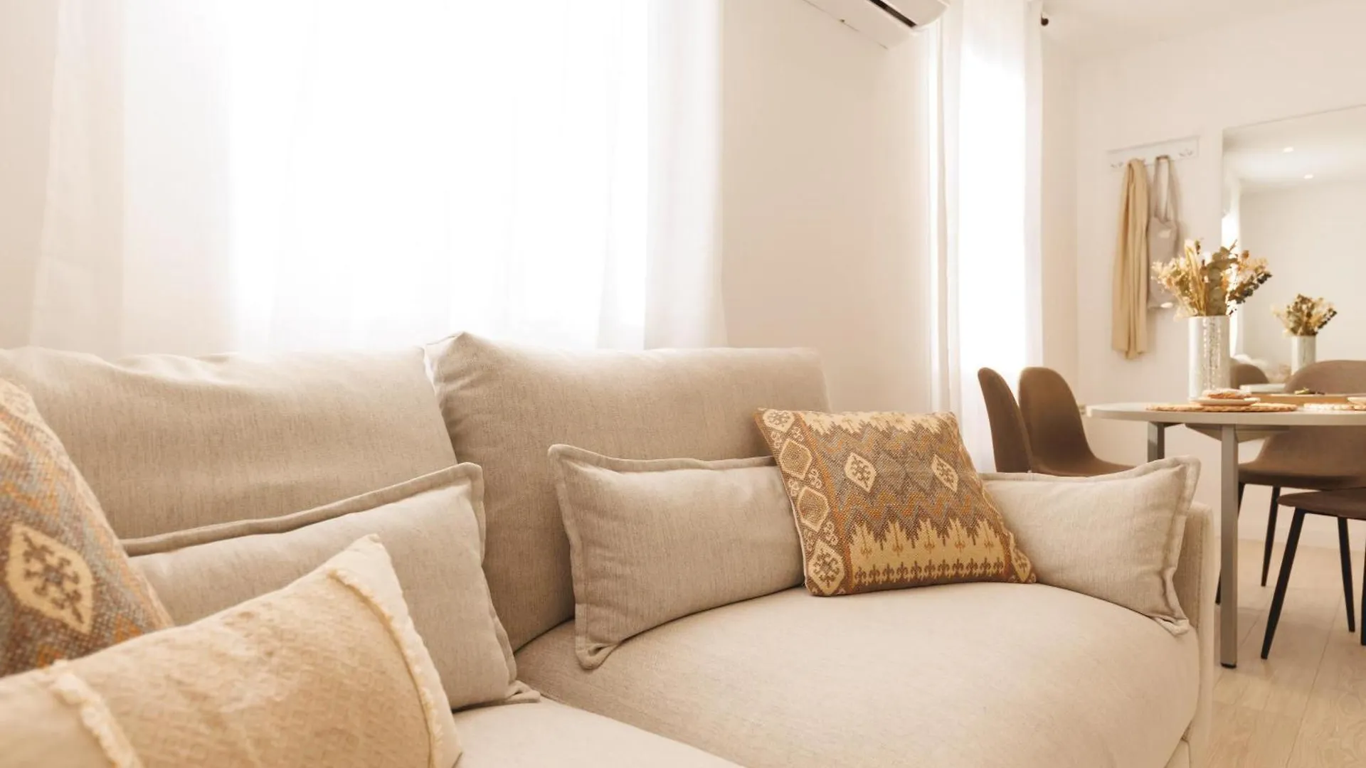 Bravissimo Jaume I Penthouse Lägenhet Girona